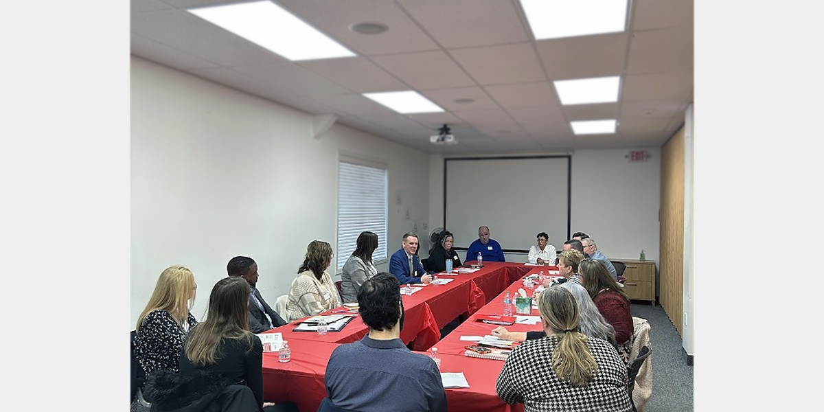 LegislatorListening1